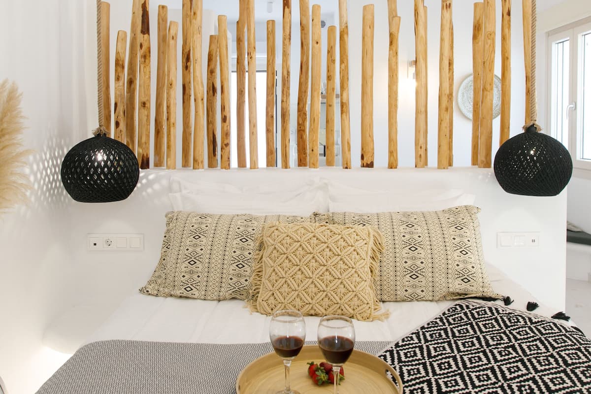 Design Double Room, Ocean View | Premium bedding, down comforters, memory foam beds, in-room safe