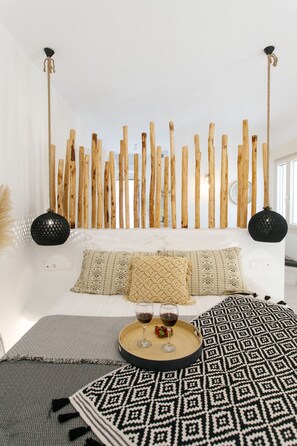 Design Double Room, Ocean View | Premium bedding, down duvets, memory-foam beds, in-room safe - Naxos Earth Suites (Naxos)