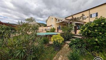 Enceinte de lâhĂ©bergement