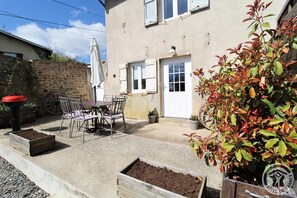 Outdoor dining - La Morcille - VILLIE MORGON (Villie-Morgon)