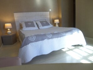 2 chambres, lit parapluie, Wi-Fi gratuit