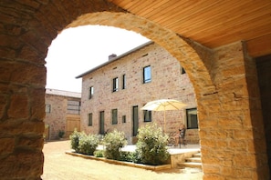 Esterni
