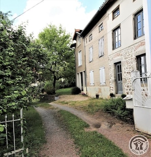 Property grounds - Le Petit Colombier - CHAMBOST-LONGESSAIGNE (CHAMBOST-LONGESSAIGNE)