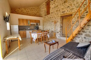 Interior - Gîte des Ormes in Pomeys - POMEYS (POMEYS)