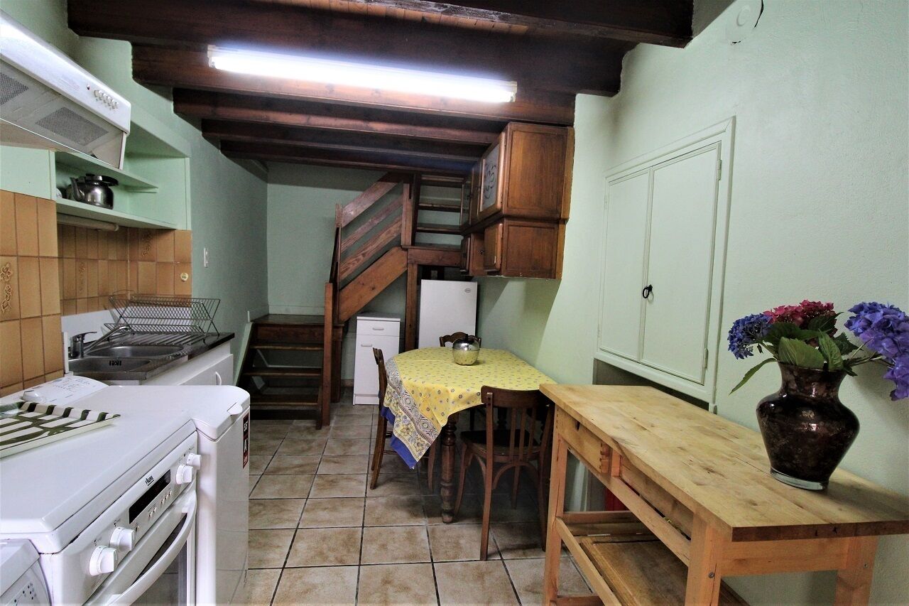 House No. 1050 in THEL MOUNTAINS BEAUJOLAIS