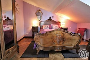 3 bedrooms, iron/ironing board, travel crib - La Colline Fleurie - RONTALON (RONTALON)