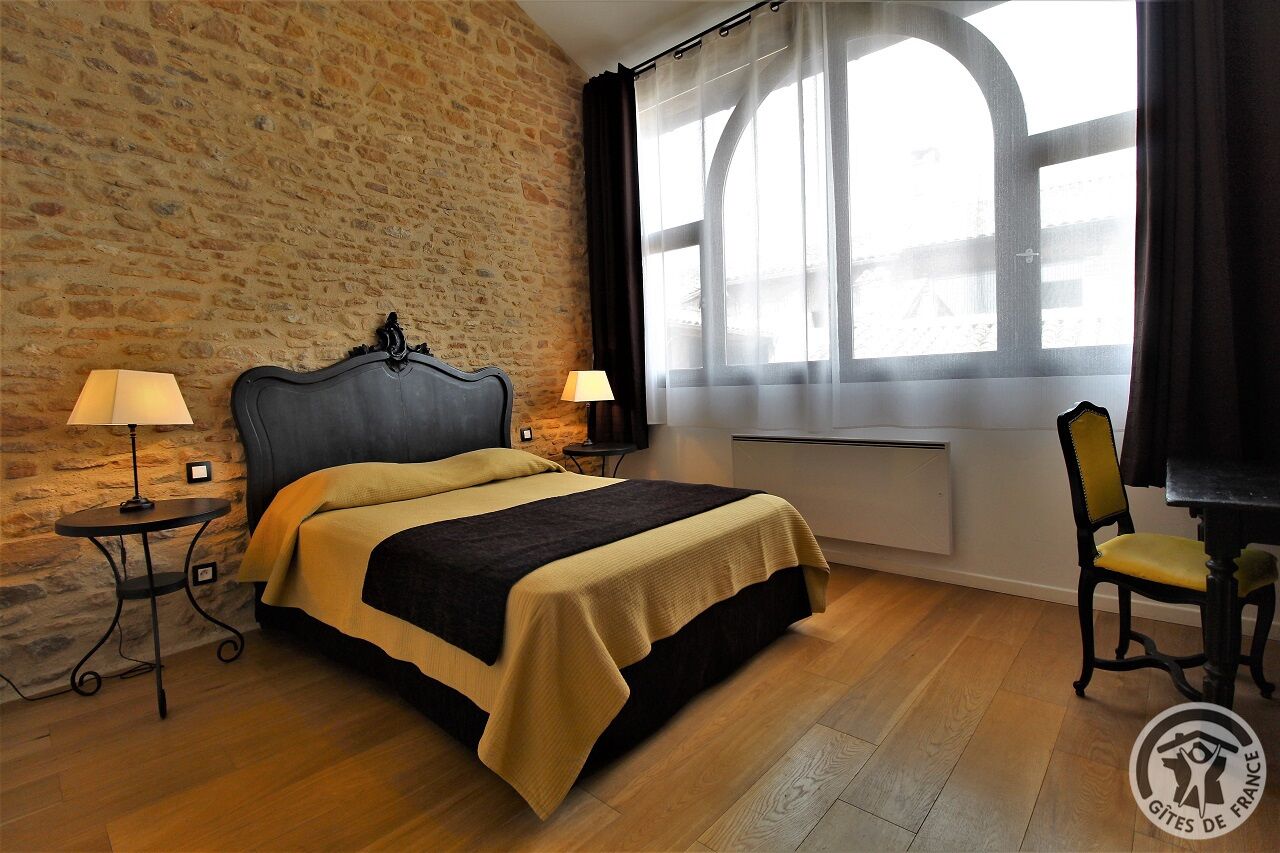 2 chambres, fer et planche à repasser, lit parapluie, Wi-Fi gratuit