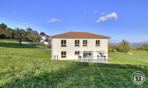 Terrace/patio - Gîte de la Brosse - Bibost (BIBOST)