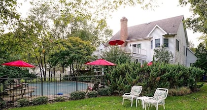 First Floor Studio Apartment in Historic Chestertown