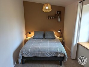 2 soverom, strykejern/-brett, reiseseng for barn og wi-fi (inkludert)