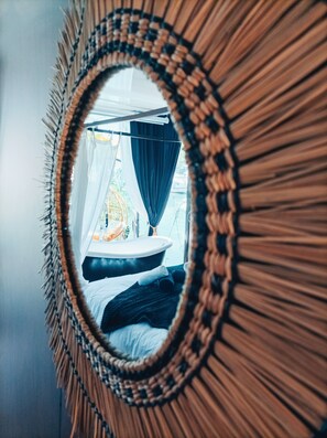 Habitación Deluxe, vista al puerto | 1 habitación 