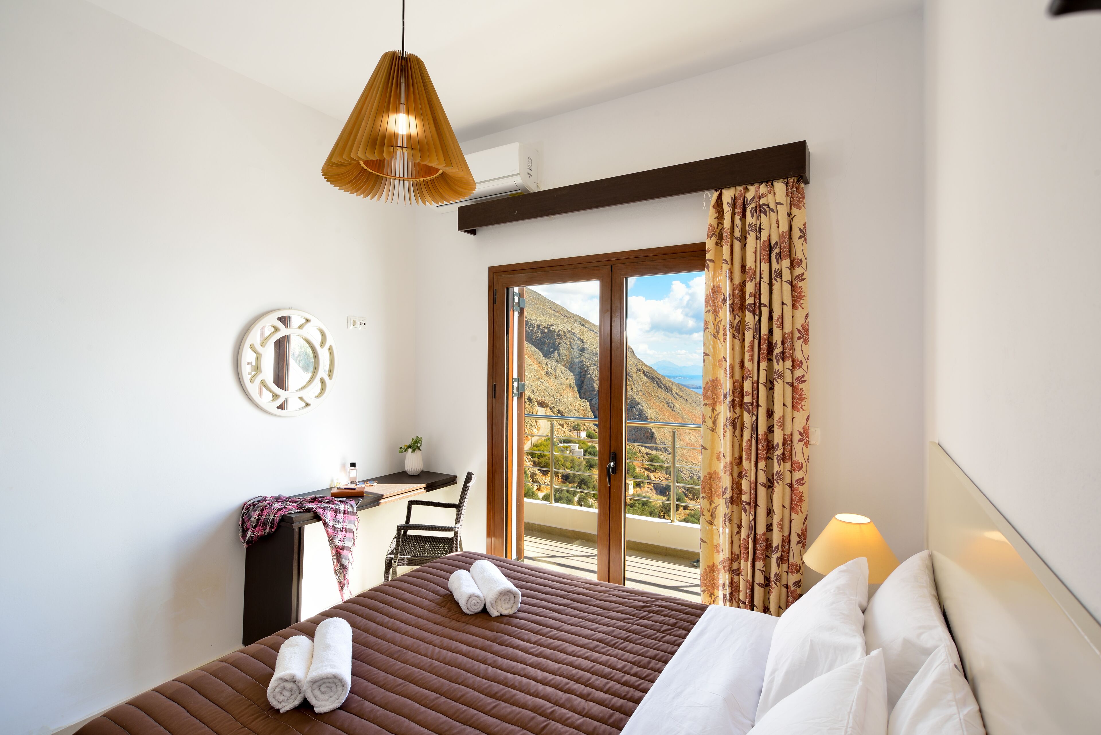 Panoramic View House Livaniana