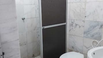 Shower, jetted tub, hair dryer, towels