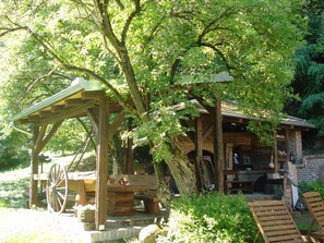 코티지 (Two Bedroom Country House) | 외관