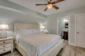 5 chambres, fer et planche à repasser, Wi-Fi gratuit, draps fournis