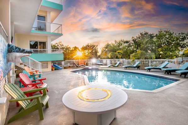 Outdoor pool, a heated pool