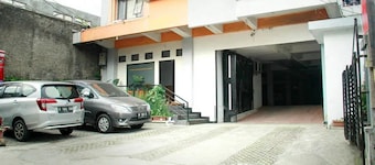 Cozy Residence Cipedes Bandung