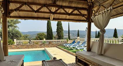 Magnificent hillside rental in Bormes les Mimosas beds made for your arrival