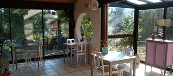 Chambre indépendante piscine, Parc, Cuisine, Barbecue...