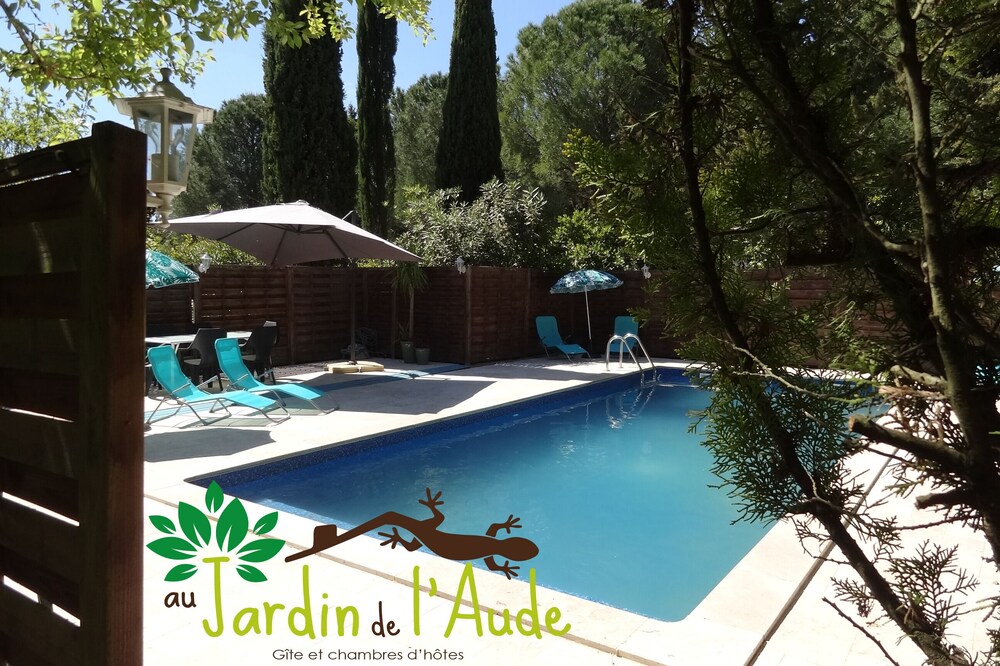 Independent room swimming pool, Park, Kitchen, Barbecue...