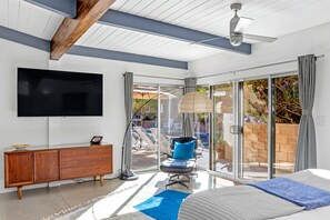 3 habitaciones, tabla de planchar con plancha, wifi y ropa de cama