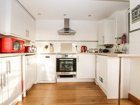 Cottage | Interior