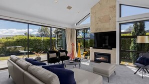 Smart TV, fireplace, offices