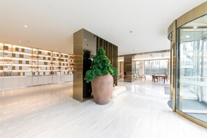Lobby - Ji Hotel (Shanghai)