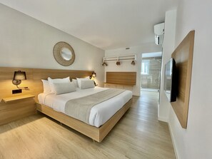 Loft Supreme | In-room safe, blackout drapes, soundproofing, iron/ironing board