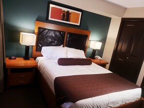 2 bedrooms, Internet - Luxurious Secluded 2BR Condo w/Mountain View (Dead Mans Flats)