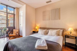 3 chambres, bureau, fer et planche à repasser, Wi-Fi