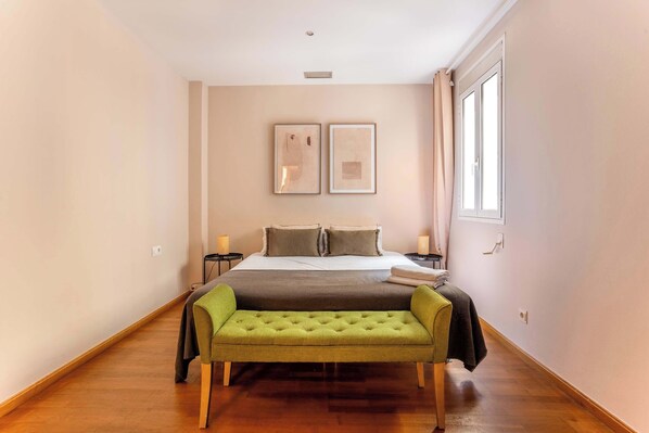 3 chambres, bureau, fer et planche à repasser, Wi-Fi