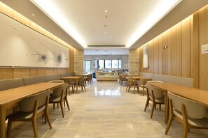 Restaurant - Ji Hotel (Shanghai)
