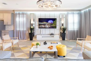 Televisión, videojuegos, libros y oficina 