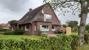 Exterior - Vacation home near the North Sea coast (Großheide)