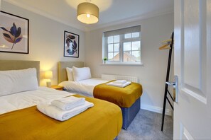 2 bedrooms, WiFi, bed sheets