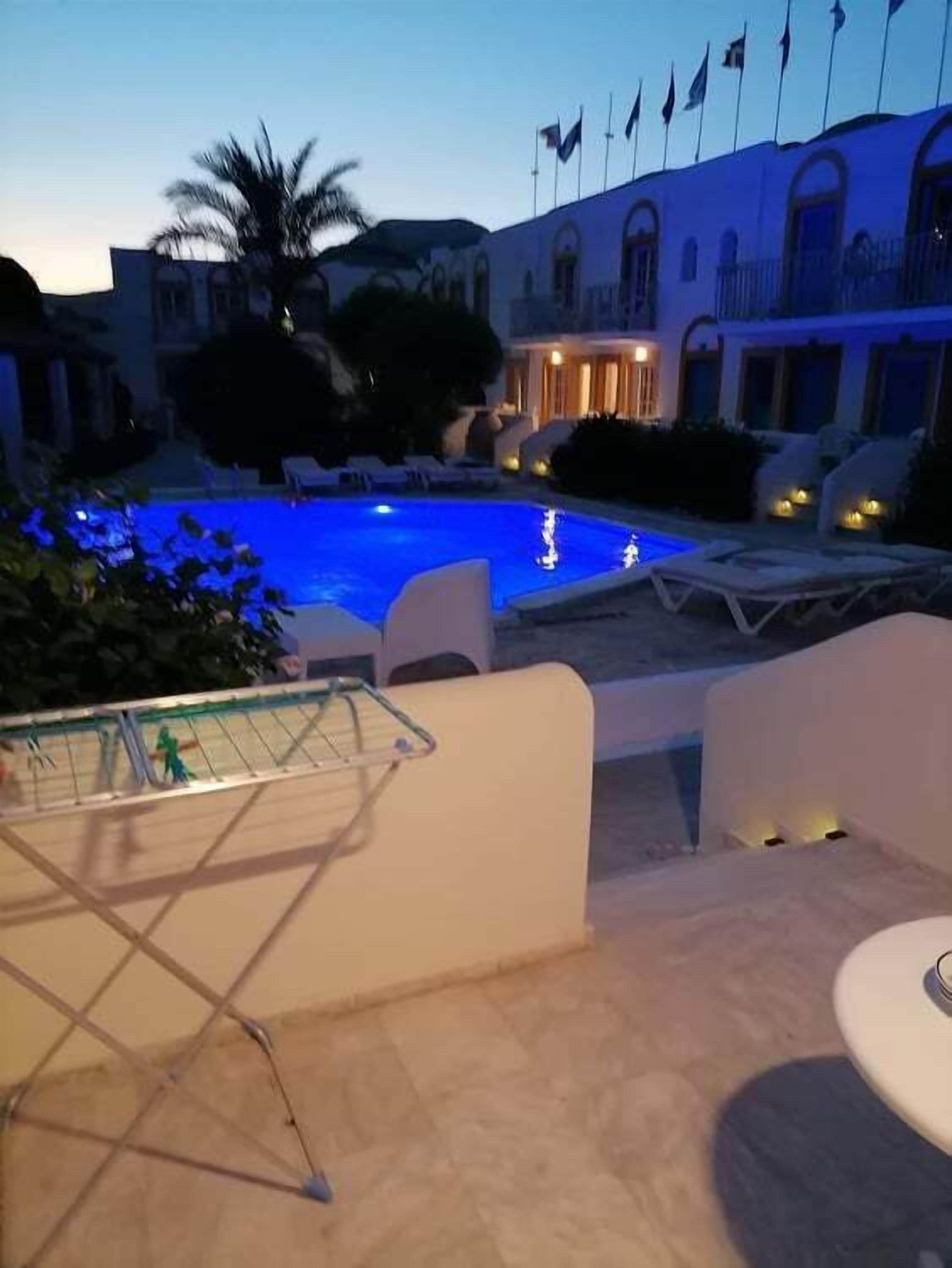 Basic Studio | Free WiFi, bed sheets