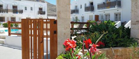 Fachada de la propiedad