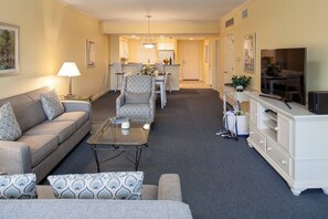 Ping pong - Family size condo just minutes from the beach (Hilton Head Island)