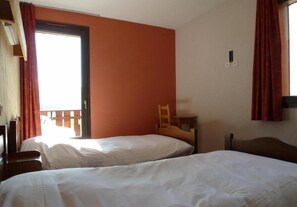 Chambre Économique Double ou avec lits jumeaux