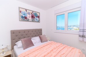 Apartment, Berbilang Katil | 2 bilik tidur, seterika/papan seterika, Wi-fi percuma, cadar katil 