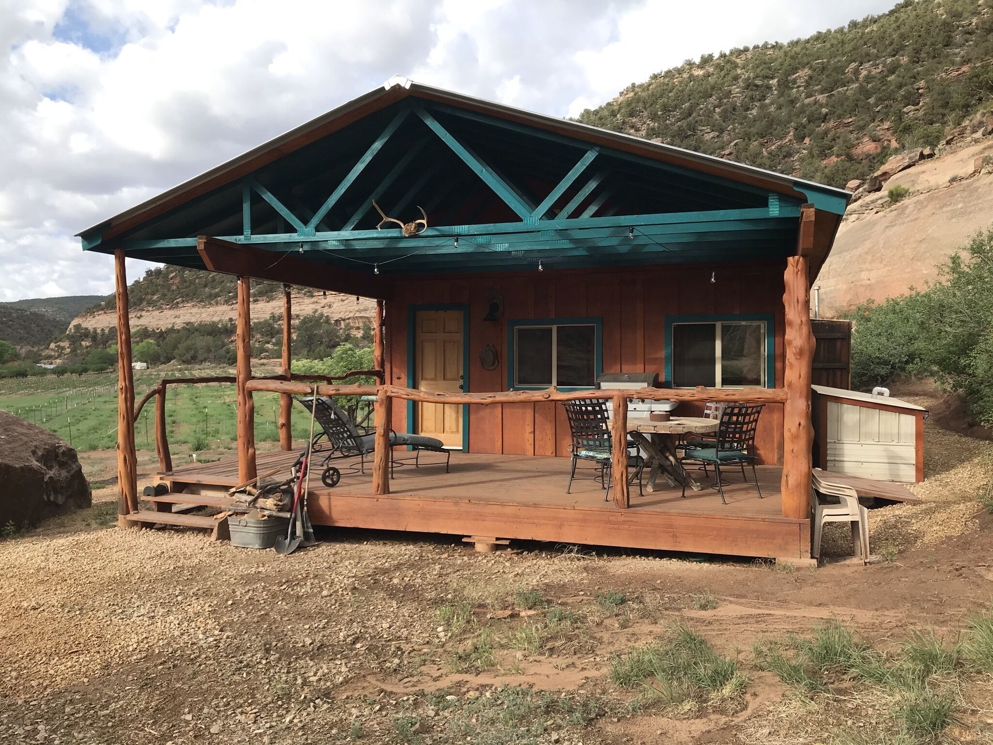 Rustic Bunkhouse with canyon views.