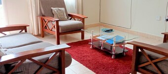 Lovely 2 bedroom house with a front & back yard and in the heart of Nanyuki Town