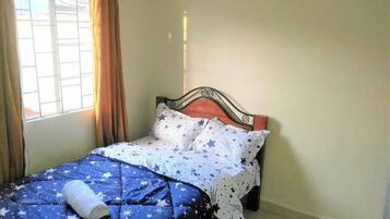 2 soveværelser, skrivebord, strygejern/strygebræt, Wi-Fi