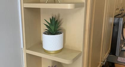 Spacious 3-bed townhouse, walk to Atlantic Ave