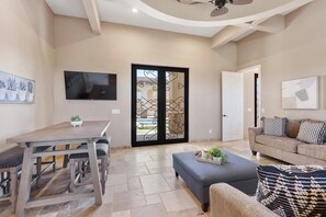 Smart TV, fireplace, DVD player, table football