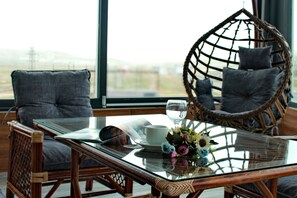 Suite | Living area | 55-cm LCD TV with cable channels, TV