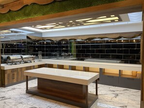 Dagelijks ontbijtbuffet inbegrepen