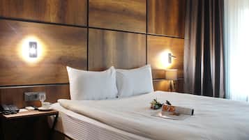 Standard Room 1 | 1 bedroom, blackout drapes, soundproofing, iron/ironing board