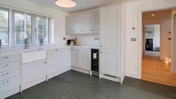 Cottage | Interior